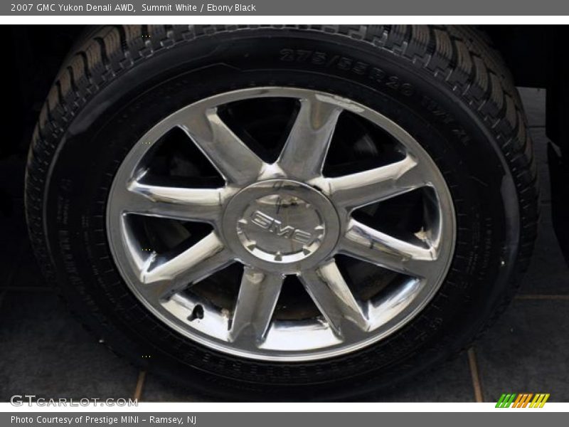 Summit White / Ebony Black 2007 GMC Yukon Denali AWD