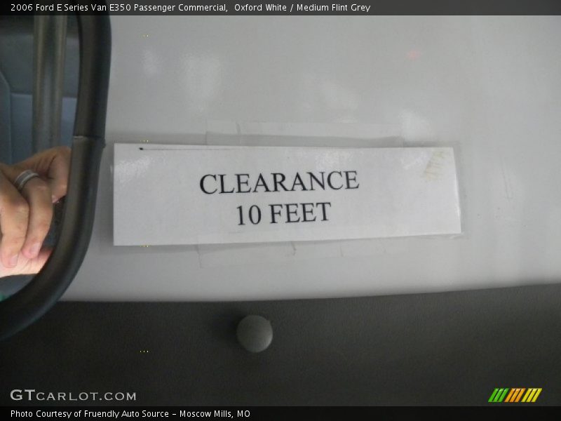 Oxford White / Medium Flint Grey 2006 Ford E Series Van E350 Passenger Commercial