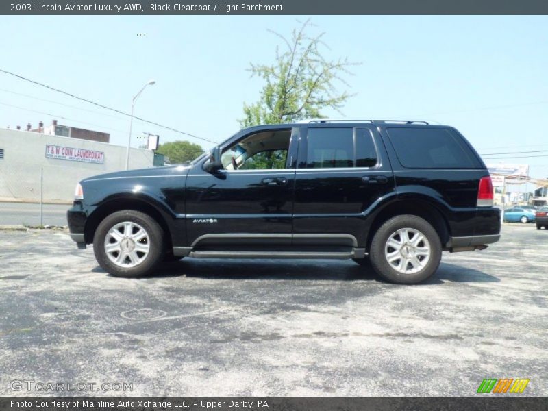 Black Clearcoat / Light Parchment 2003 Lincoln Aviator Luxury AWD