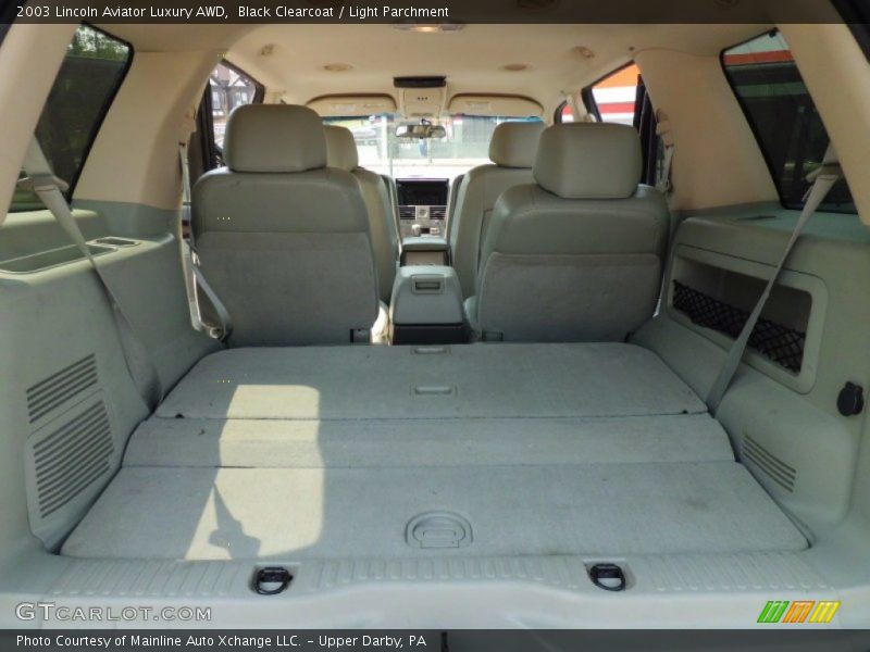 Black Clearcoat / Light Parchment 2003 Lincoln Aviator Luxury AWD