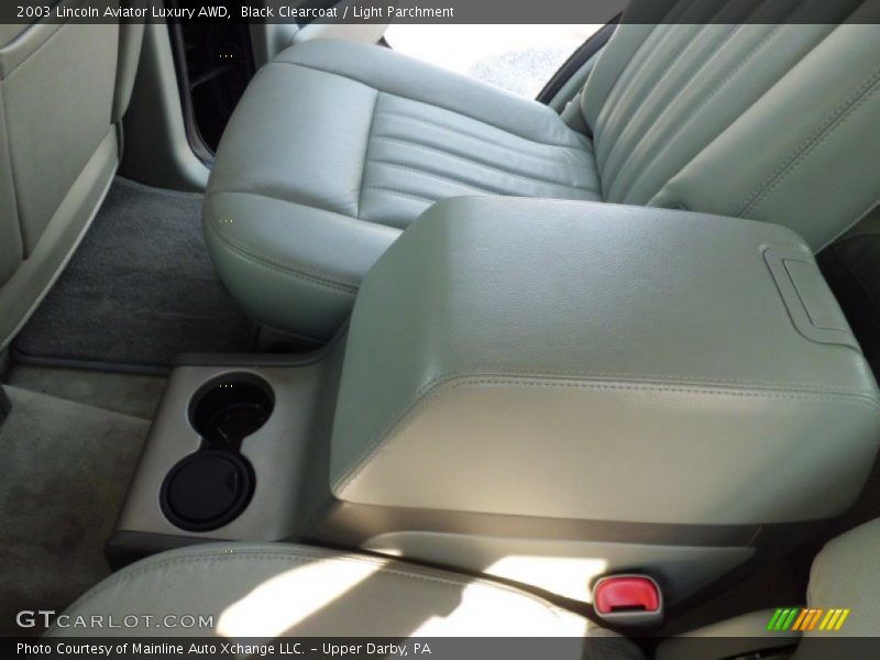 Black Clearcoat / Light Parchment 2003 Lincoln Aviator Luxury AWD