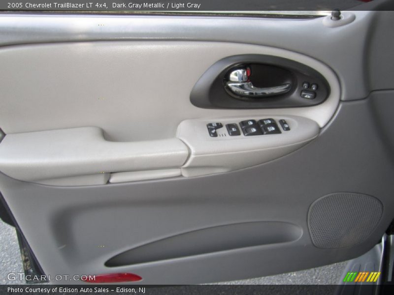 Dark Gray Metallic / Light Gray 2005 Chevrolet TrailBlazer LT 4x4