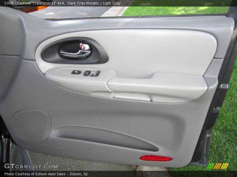Dark Gray Metallic / Light Gray 2005 Chevrolet TrailBlazer LT 4x4