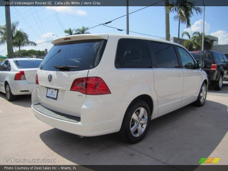 Calla Lilly White / Aero Gray 2010 Volkswagen Routan SE