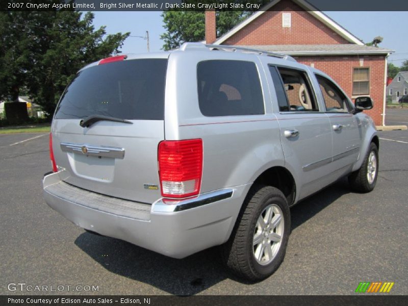 Bright Silver Metallic / Dark Slate Gray/Light Slate Gray 2007 Chrysler Aspen Limited
