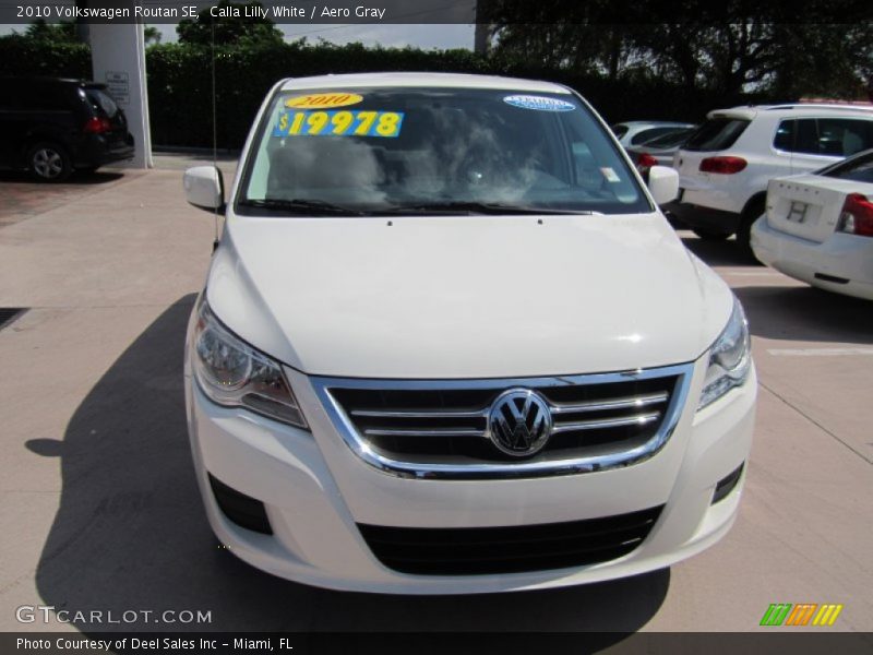 Calla Lilly White / Aero Gray 2010 Volkswagen Routan SE