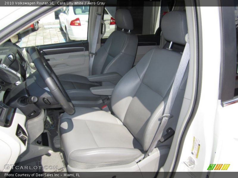 Calla Lilly White / Aero Gray 2010 Volkswagen Routan SE