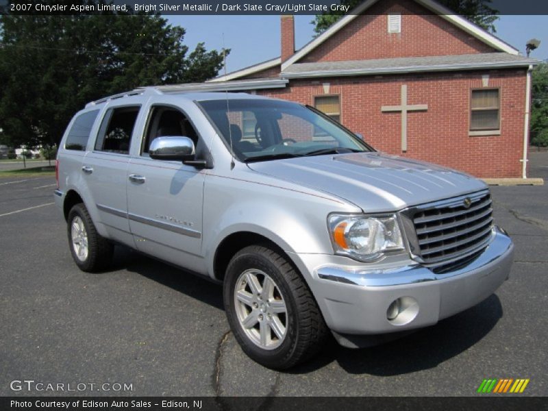 Bright Silver Metallic / Dark Slate Gray/Light Slate Gray 2007 Chrysler Aspen Limited