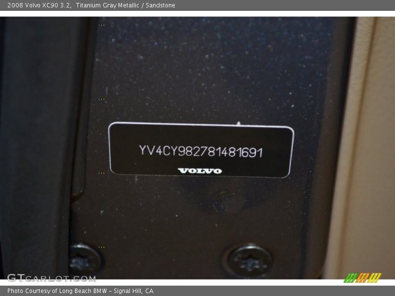 Titanium Gray Metallic / Sandstone 2008 Volvo XC90 3.2