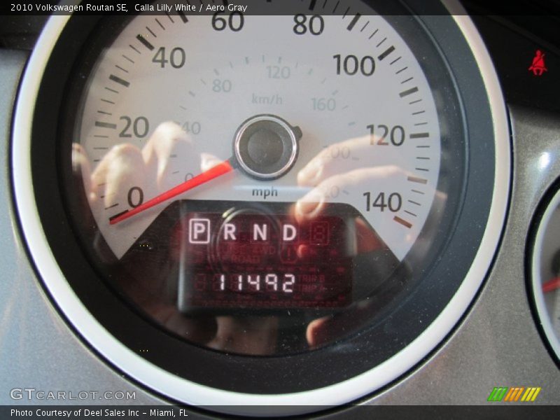 Calla Lilly White / Aero Gray 2010 Volkswagen Routan SE