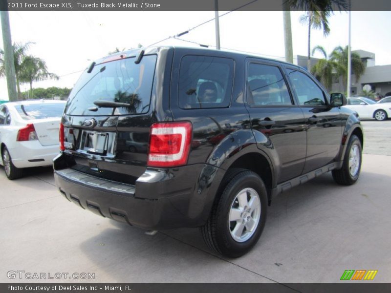 Tuxedo Black Metallic / Stone 2011 Ford Escape XLS