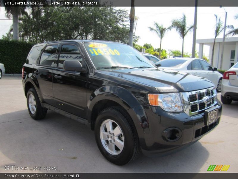 Tuxedo Black Metallic / Stone 2011 Ford Escape XLS