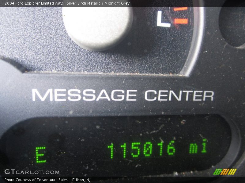 Silver Birch Metallic / Midnight Grey 2004 Ford Explorer Limited AWD