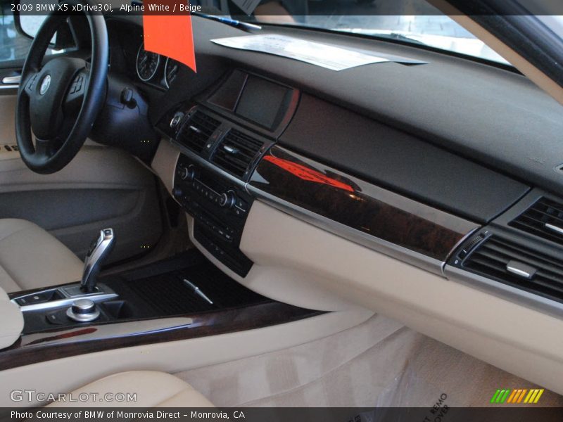 Alpine White / Beige 2009 BMW X5 xDrive30i