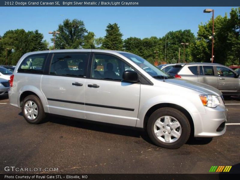 Bright Silver Metallic / Black/Light Graystone 2012 Dodge Grand Caravan SE