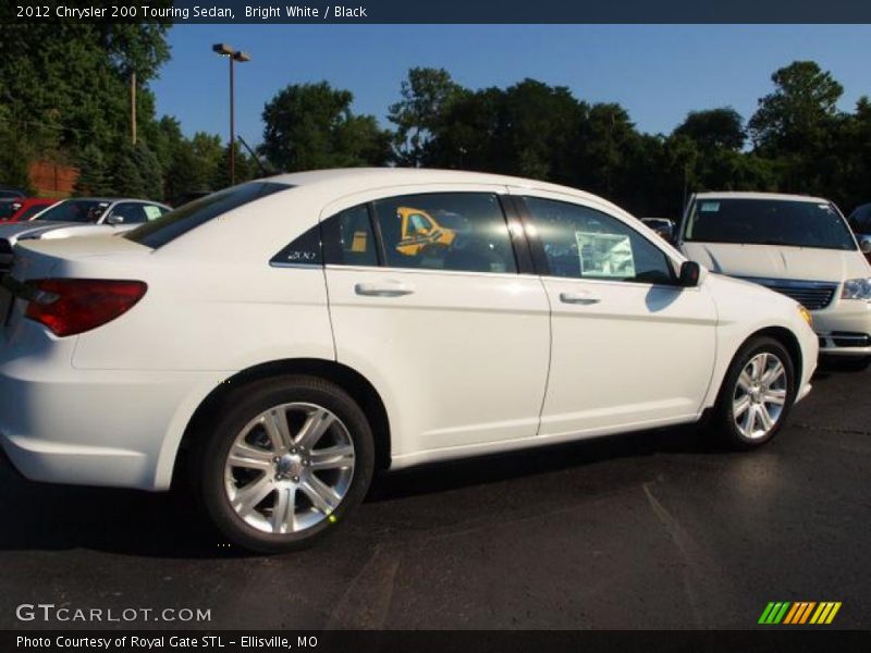 Bright White / Black 2012 Chrysler 200 Touring Sedan