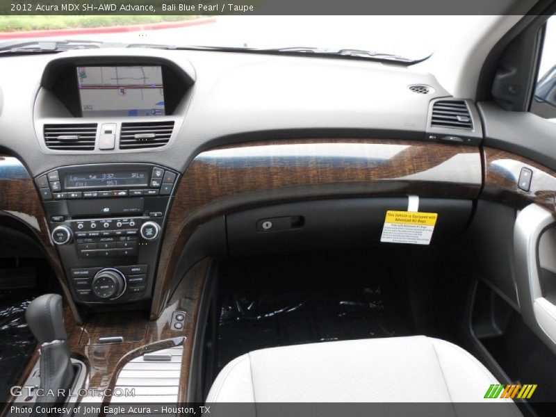 Dashboard of 2012 MDX SH-AWD Advance
