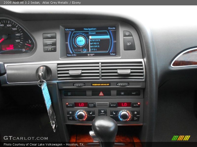 Atlas Grey Metallic / Ebony 2006 Audi A6 3.2 Sedan