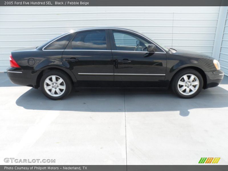 Black / Pebble Beige 2005 Ford Five Hundred SEL