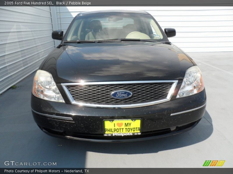 Black / Pebble Beige 2005 Ford Five Hundred SEL