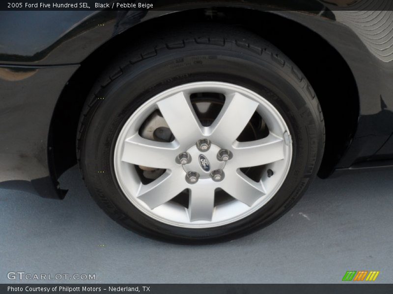 Black / Pebble Beige 2005 Ford Five Hundred SEL