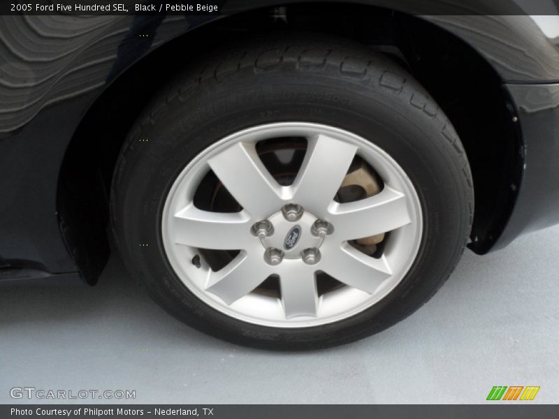 Black / Pebble Beige 2005 Ford Five Hundred SEL
