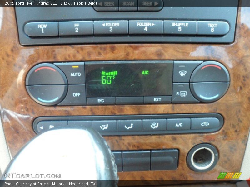 Black / Pebble Beige 2005 Ford Five Hundred SEL