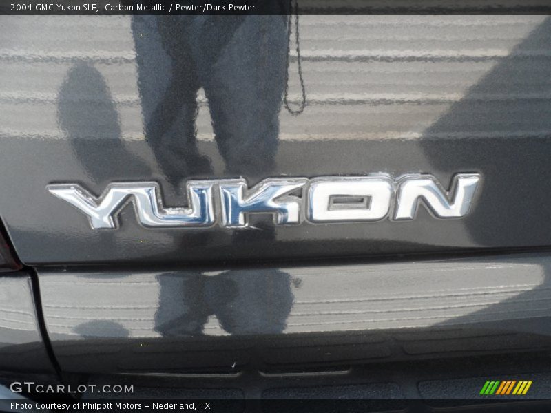 Carbon Metallic / Pewter/Dark Pewter 2004 GMC Yukon SLE