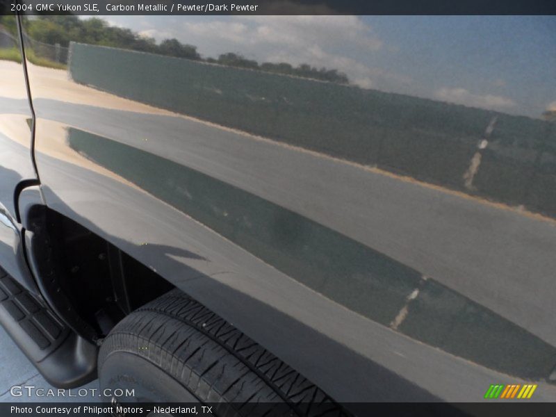 Carbon Metallic / Pewter/Dark Pewter 2004 GMC Yukon SLE
