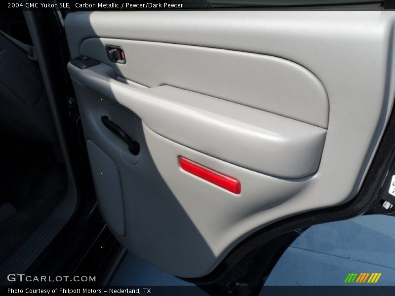 Carbon Metallic / Pewter/Dark Pewter 2004 GMC Yukon SLE
