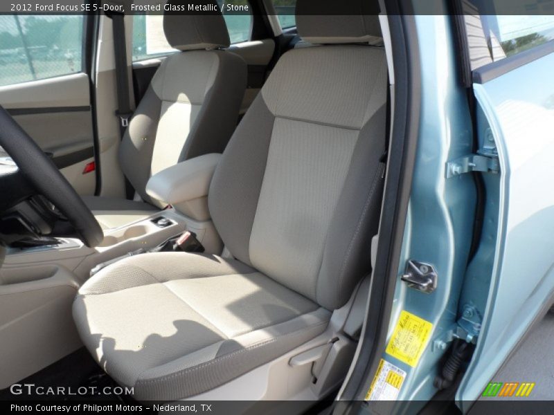 Front Seat of 2012 Focus SE 5-Door
