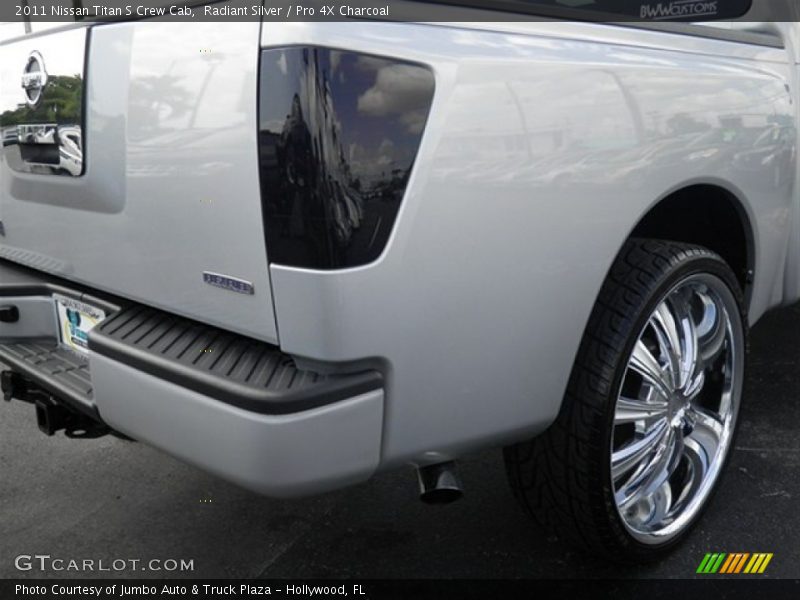 Radiant Silver / Pro 4X Charcoal 2011 Nissan Titan S Crew Cab