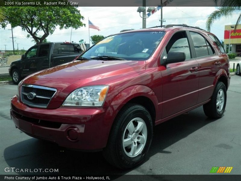 Radiant Red / Gray 2006 Kia Sorento LX