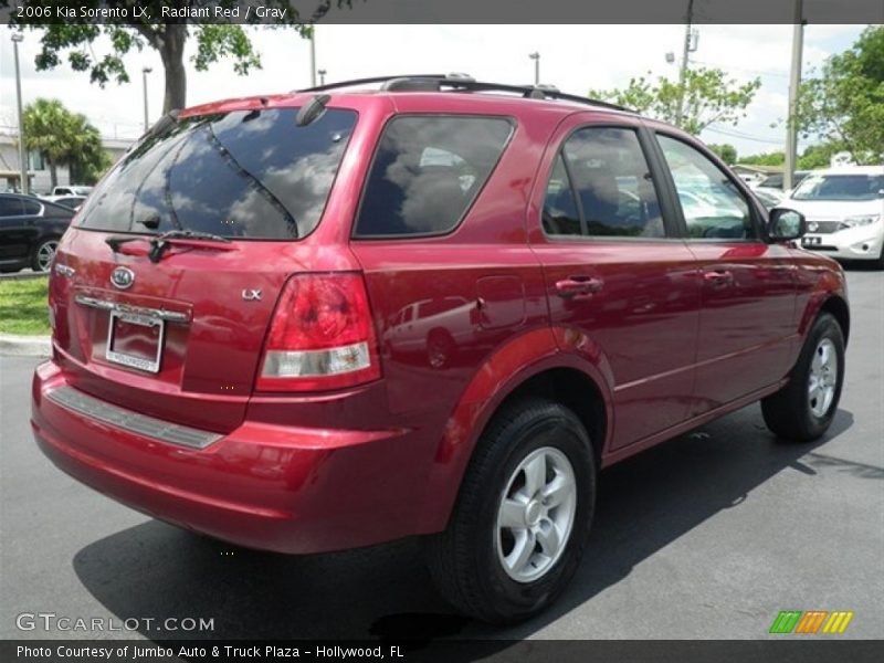 Radiant Red / Gray 2006 Kia Sorento LX