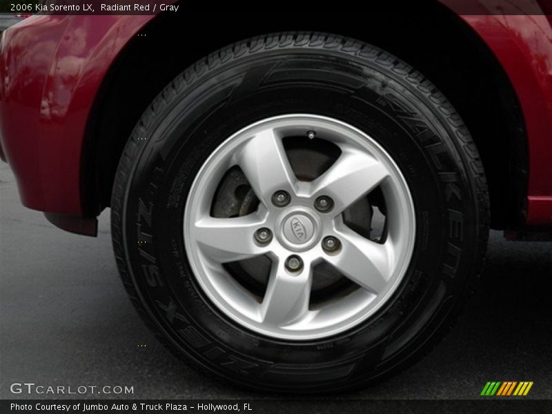 Radiant Red / Gray 2006 Kia Sorento LX