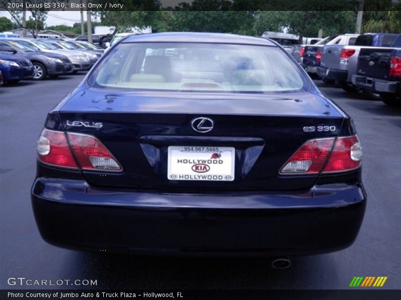 Black Onyx / Ivory 2004 Lexus ES 330