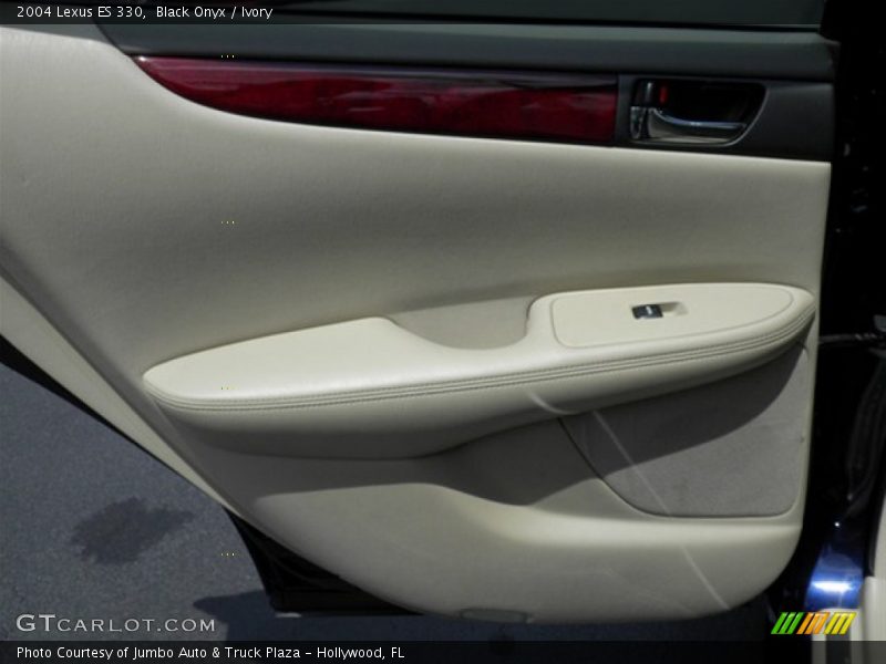 Black Onyx / Ivory 2004 Lexus ES 330