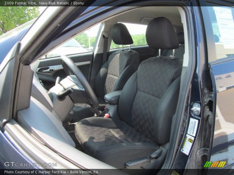  2009 Vibe  Ebony Interior