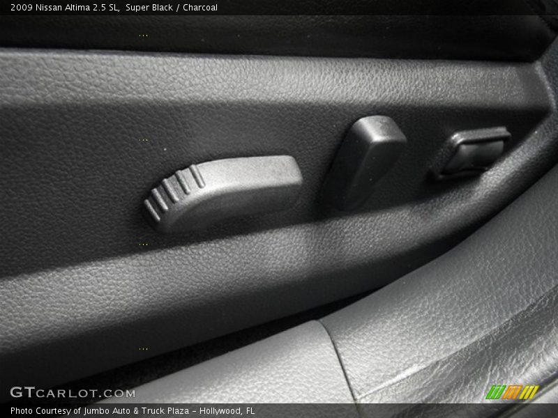 Super Black / Charcoal 2009 Nissan Altima 2.5 SL