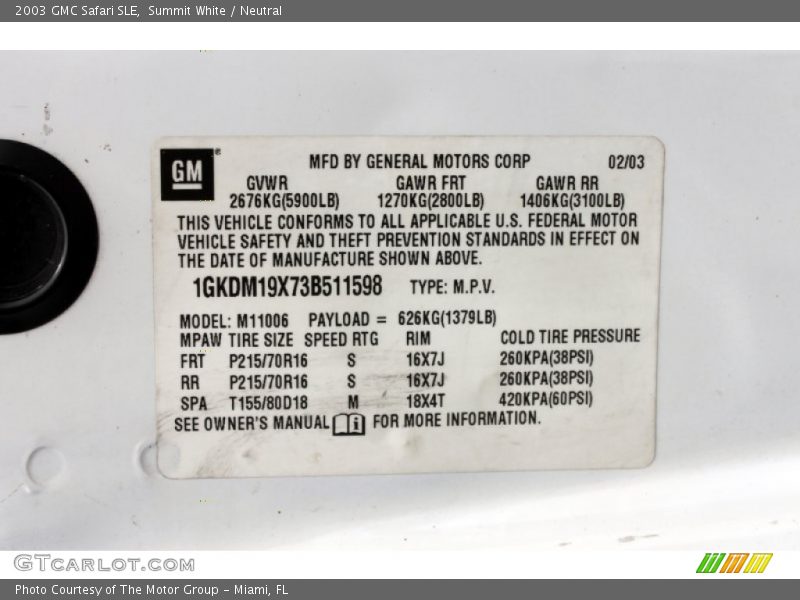 Summit White / Neutral 2003 GMC Safari SLE