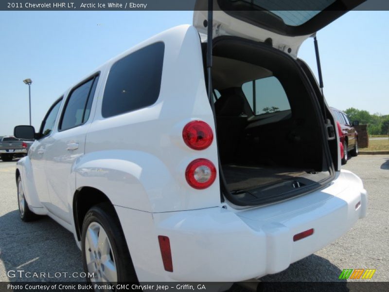 Arctic Ice White / Ebony 2011 Chevrolet HHR LT