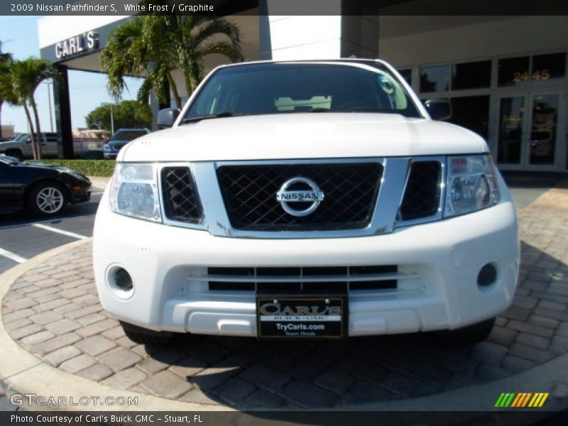 White Frost / Graphite 2009 Nissan Pathfinder S