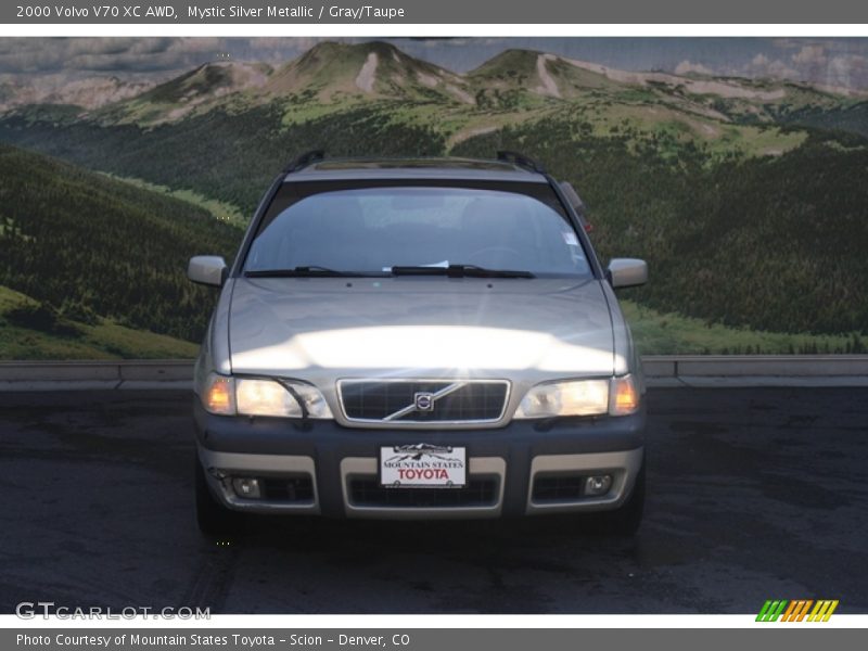 Mystic Silver Metallic / Gray/Taupe 2000 Volvo V70 XC AWD