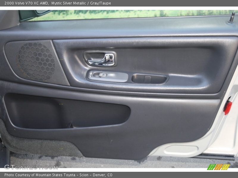 Mystic Silver Metallic / Gray/Taupe 2000 Volvo V70 XC AWD