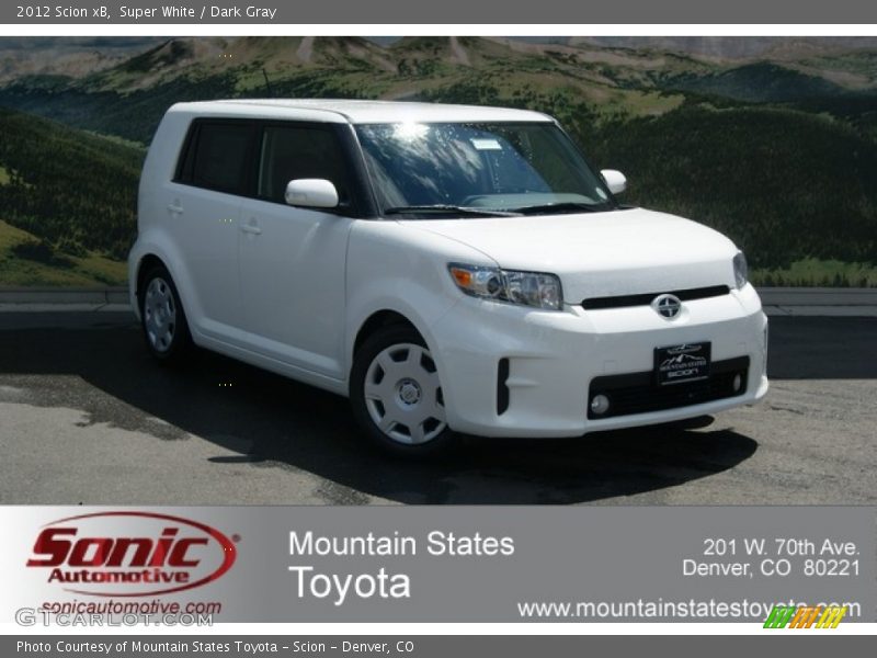 Super White / Dark Gray 2012 Scion xB