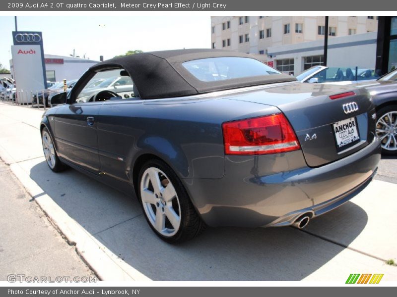 Meteor Grey Pearl Effect / Light Grey 2009 Audi A4 2.0T quattro Cabriolet