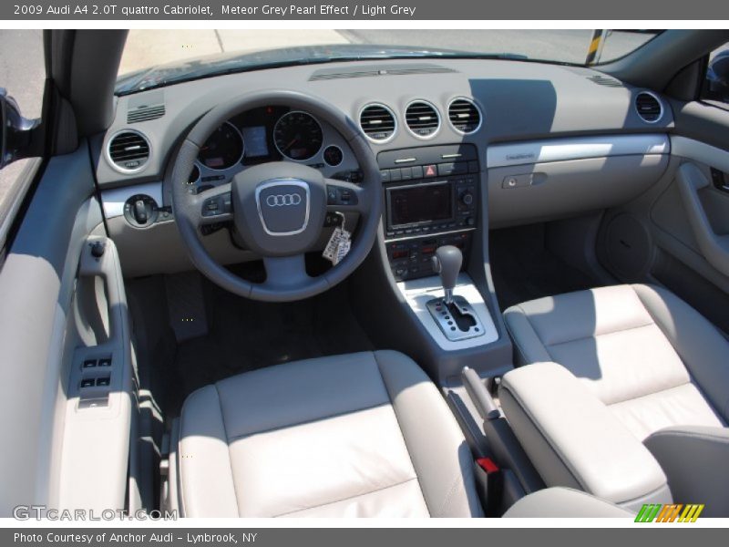 Meteor Grey Pearl Effect / Light Grey 2009 Audi A4 2.0T quattro Cabriolet