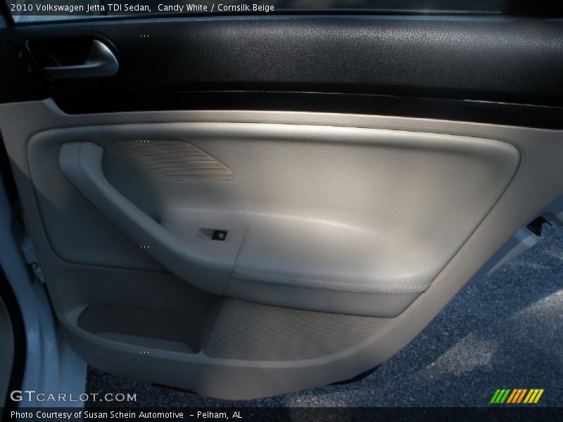 Candy White / Cornsilk Beige 2010 Volkswagen Jetta TDI Sedan