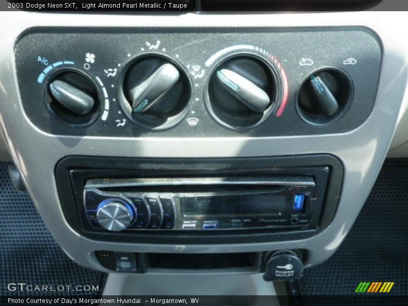 Light Almond Pearl Metallic / Taupe 2003 Dodge Neon SXT