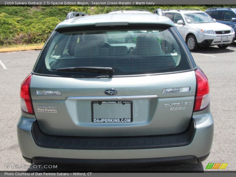 Seacrest Green Metallic / Warm Ivory 2009 Subaru Outback 2.5i Special Edition Wagon